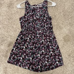 ✨ DONATING SOON ✨ New Look Maternity Sleeveless Tunic Top Purple Black Patterned